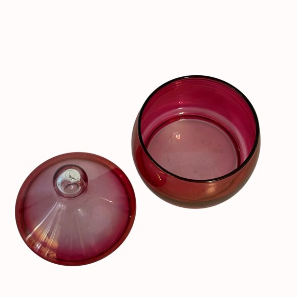 Vintage Imperial Cranberry Glass Jar With Dome Ombre Lid Apothecary Vanity Decor - Picture 6 of 16